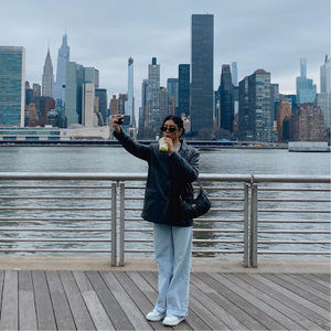 Meet your Posher, Pamela